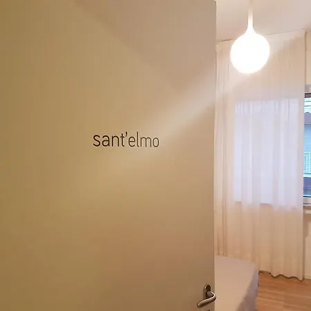 Le Stanze Di Piazza Dei Martiri Bed & Breakfast Neapol