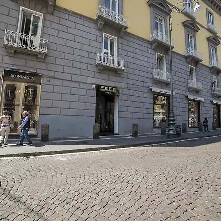Bed & Breakfast Le Stanze Di Piazza Dei Martiri 5*