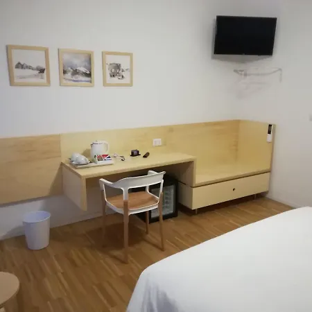 فندق مبيت وإفطار Le Stanze Di Piazza Dei Martiri 5*