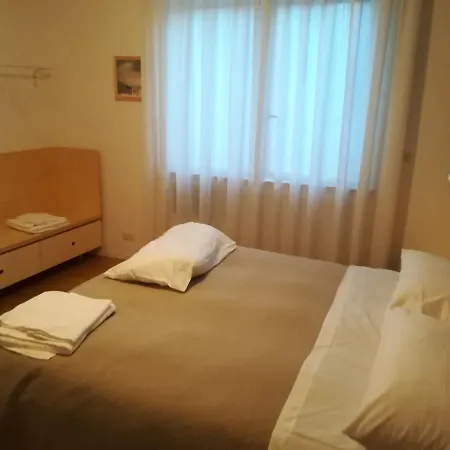 فندق مبيت وإفطار Le Stanze Di Piazza Dei Martiri