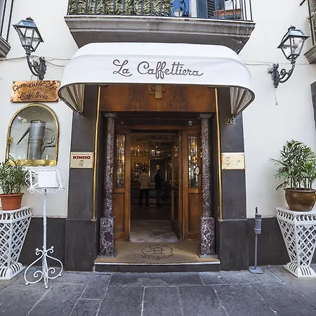 Le Stanze Di Piazza Dei Martiri نابولي