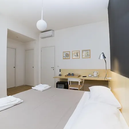فندق مبيت وإفطار Le Stanze Di Piazza Dei Martiri
