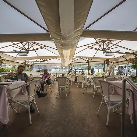 فندق مبيت وإفطار Le Stanze Di Piazza Dei Martiri