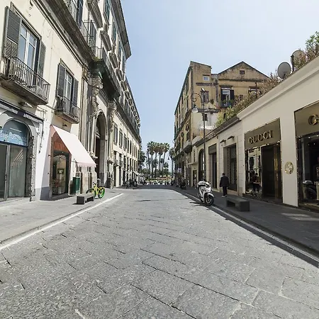 فندق مبيت وإفطار Le Stanze Di Piazza Dei Martiri نابولي